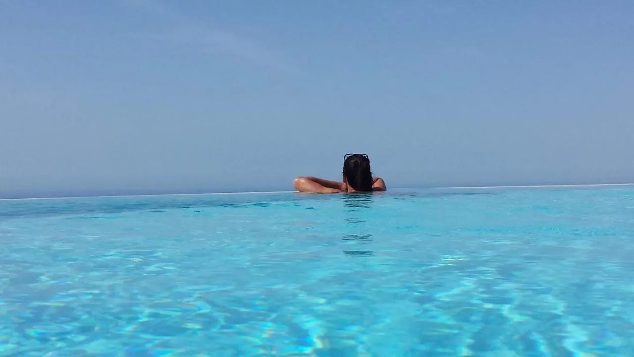 Villa Perla Blanca Sayalonga Spain