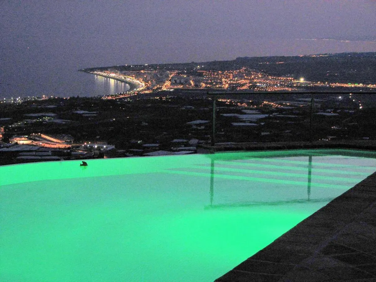 Holiday home Villa Perla Blanca Sayalonga